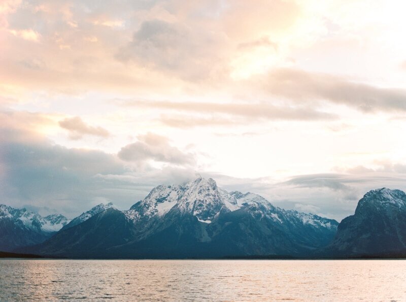 grand teton national park mountain landscape