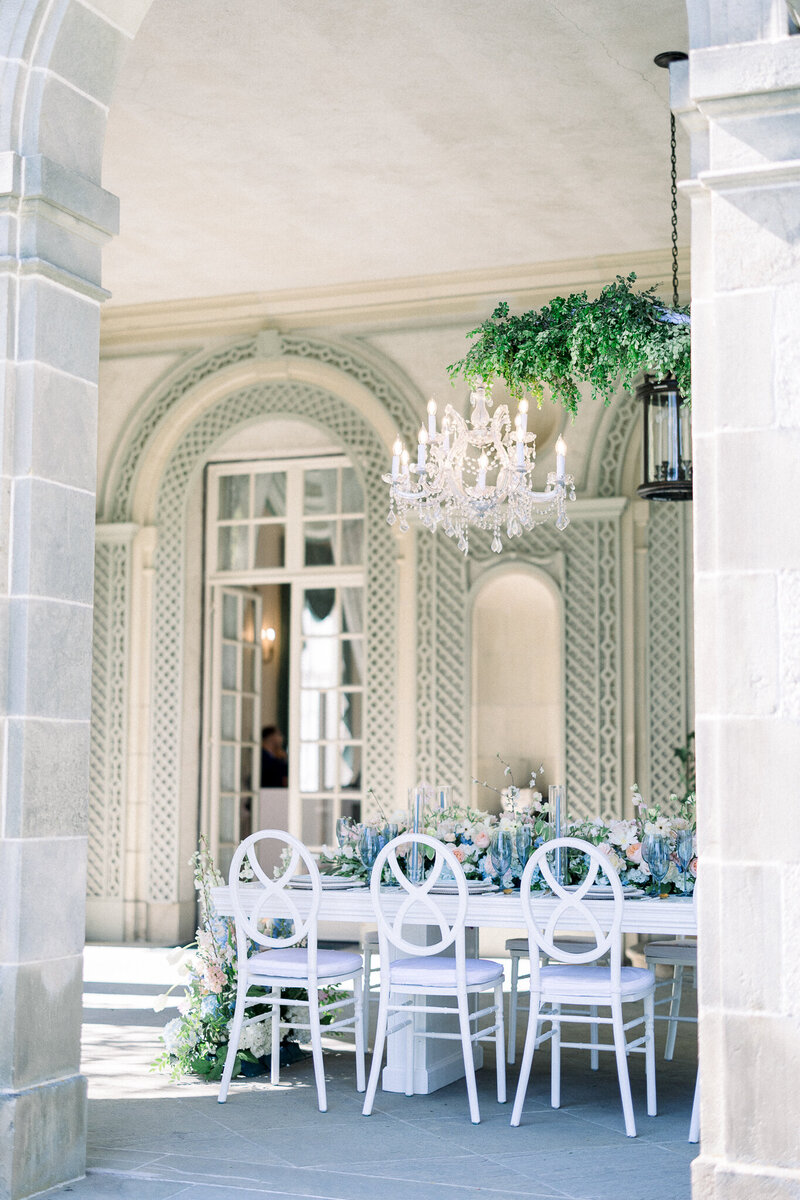 wedding tablescape with coastal blue details at best wedding venue Glen Manor House Patio, Portsmouth RI