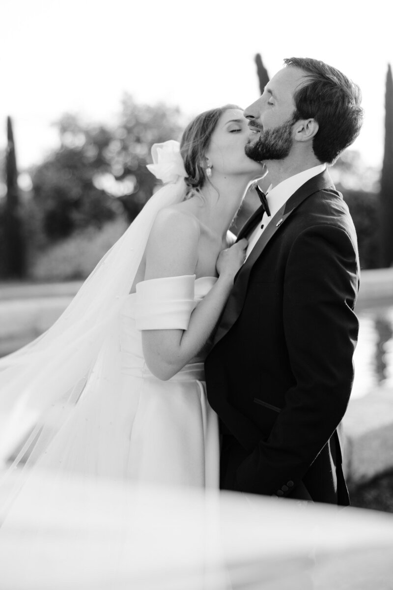 French wedding photographer Domaine de Sarson Grignan-094