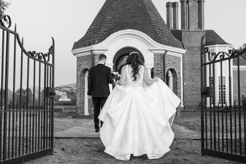 BJ+Lindsay_GallisonHallWedding-95