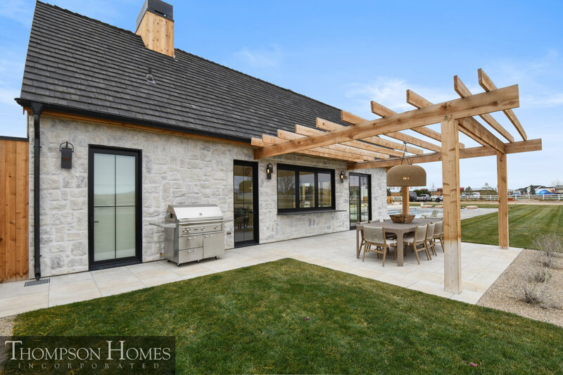 Thompson-Homes-Chateau-Moderne-Meridian-Custom-Home-Builder-26