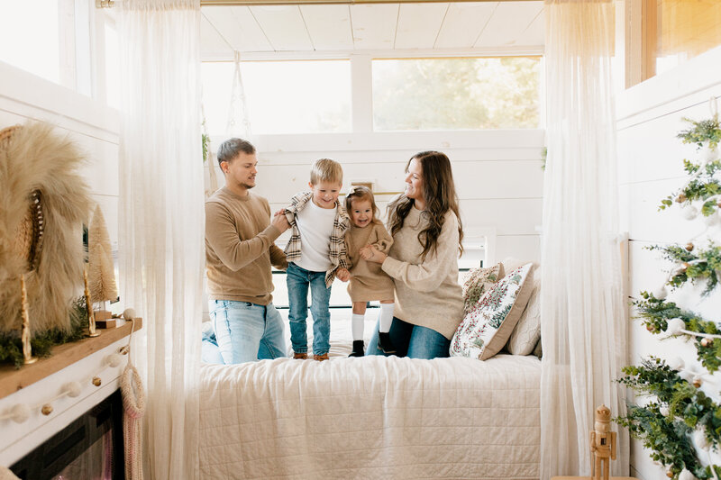Virginia-Waynesboro-Harrisonburg-Mt-Crawford-Wedding-Engagement-Proposal-Photographer-Staunton-Harrisonburg-Lexington-Timeless-Best-Professional-Mountain