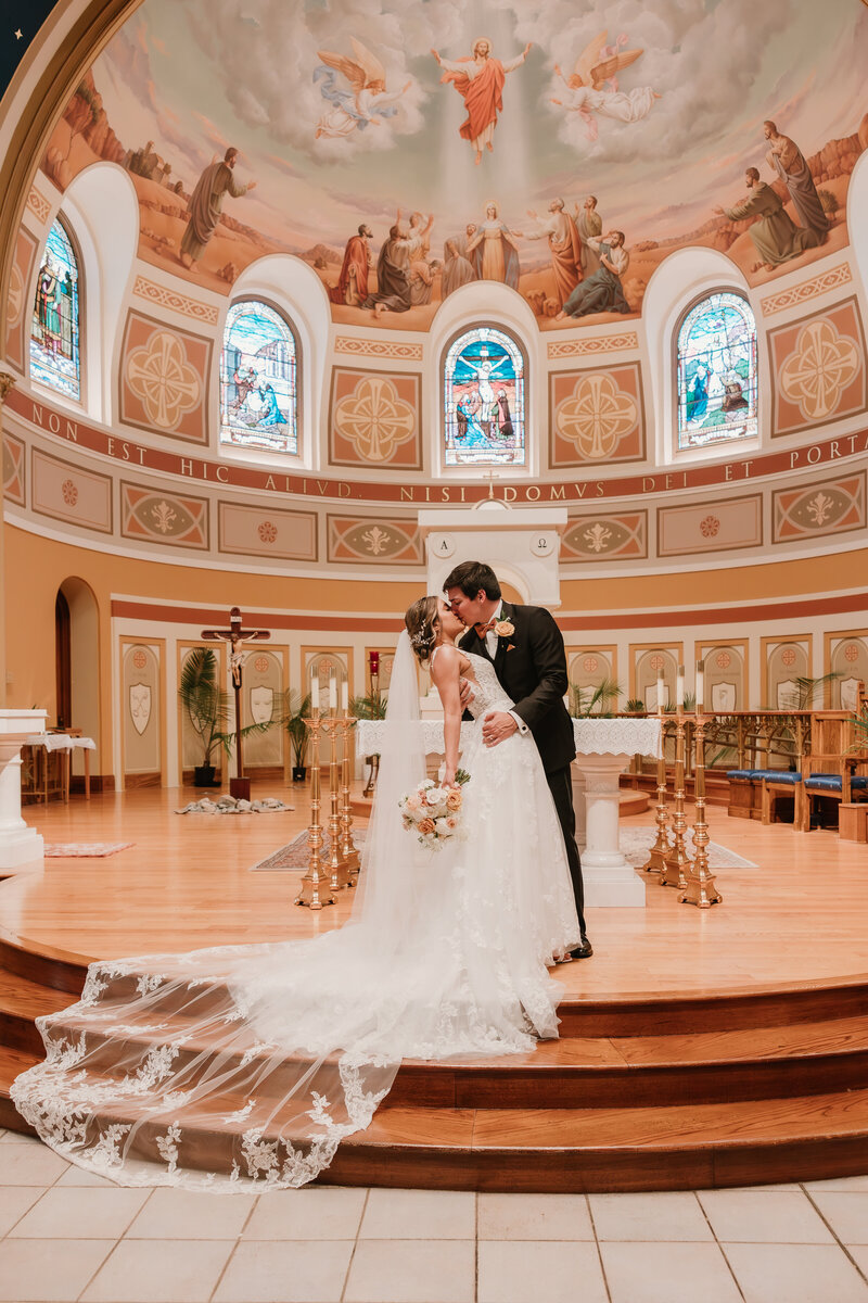 36-Katie & Phillip - Detroit Wedding Photographer - Mariah Kasten Photo