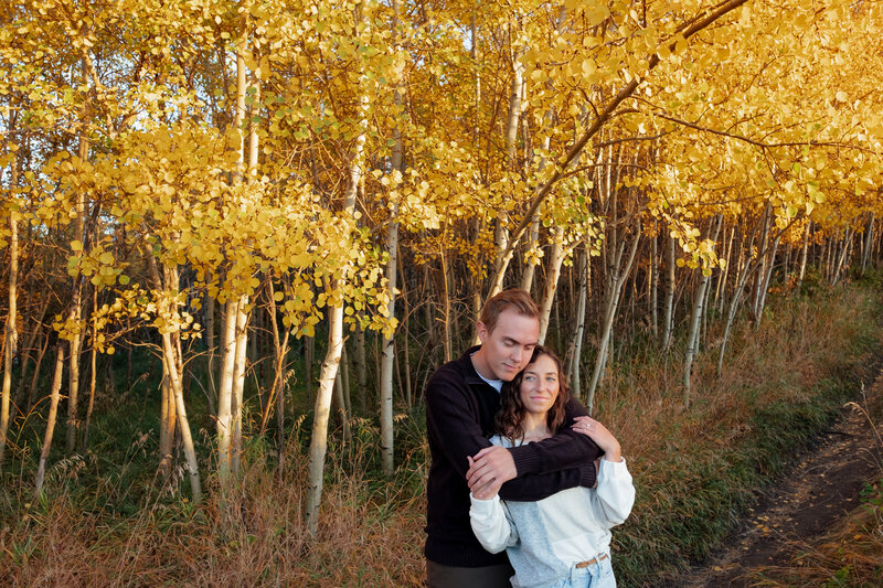 Engagement Calgary Photographer Jenn Roach