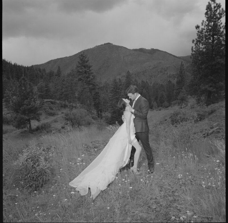 White-Raven-Wedding-Photos-Missoula-2914