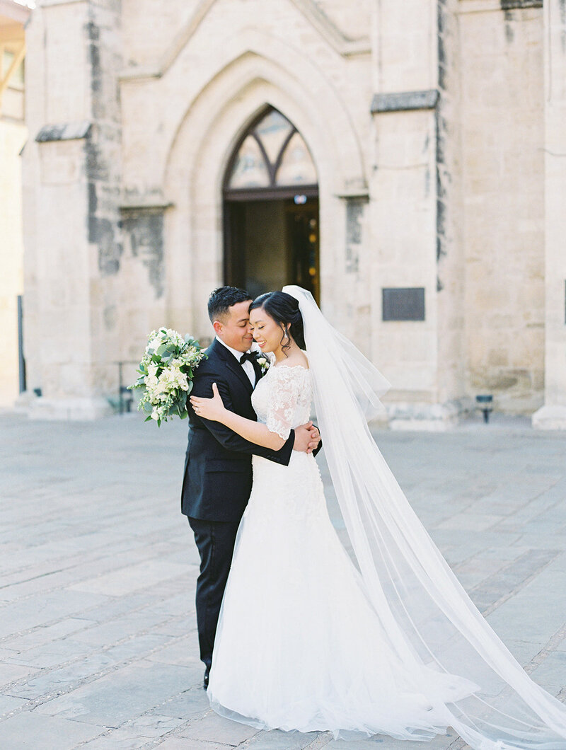 Hawaii church wedding photographer35