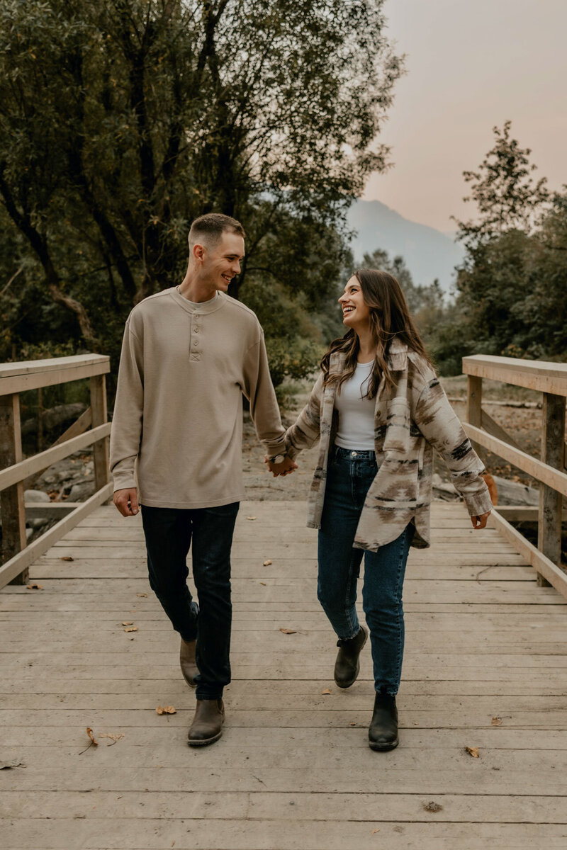 Hope-Chilliwack-Coquitlam-Engagement-Couples-Photographer724A0092