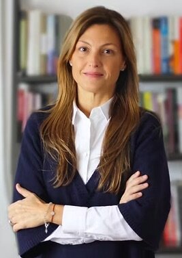 Camila Inés Aviña, psychologist and certified life coach based in San Miguel De Allende, supporting personal growth, clarity, and emotional well-being through EnForma.