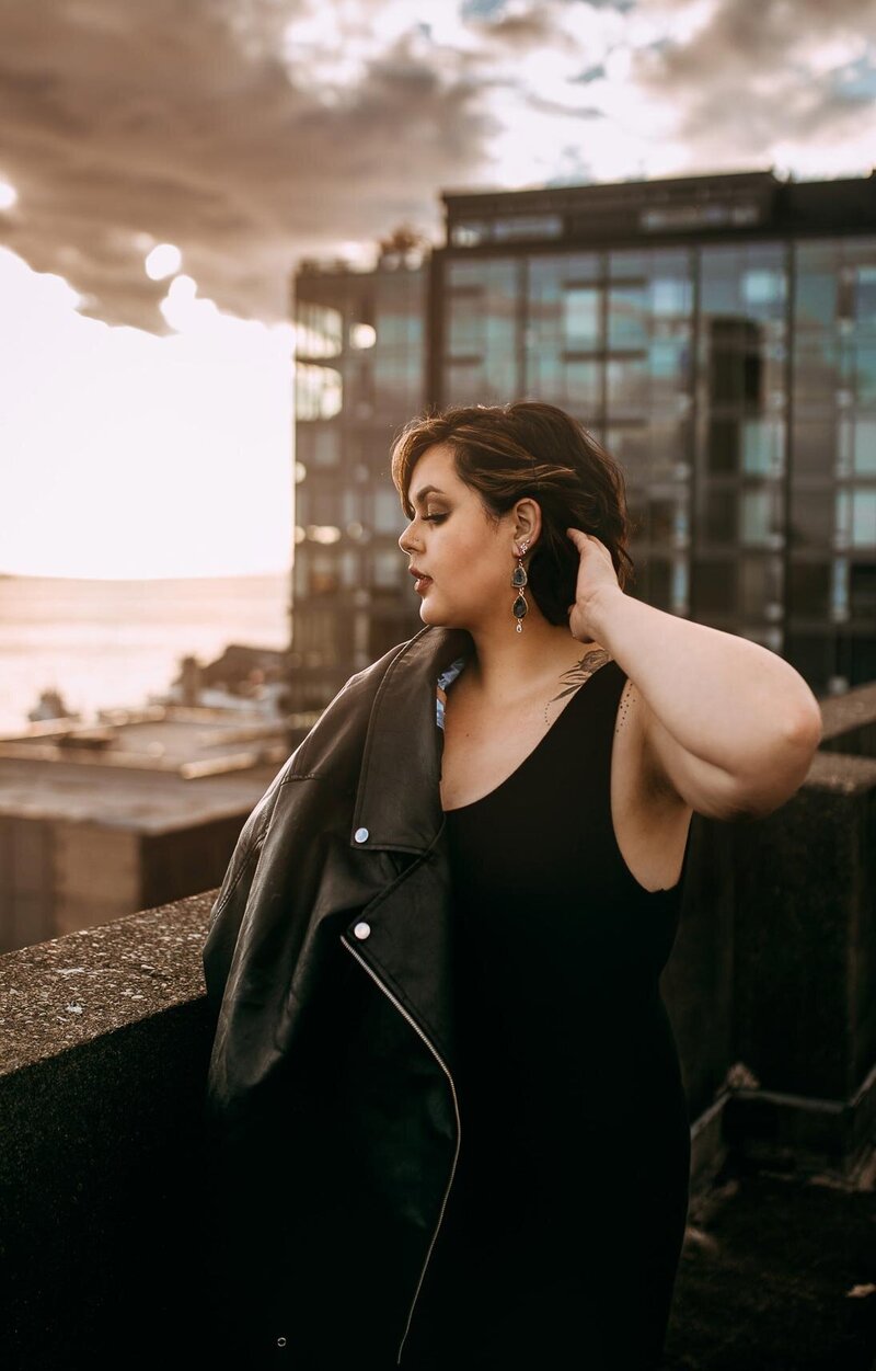 Larissa, destination wedding photographer, Portrait in New York City.