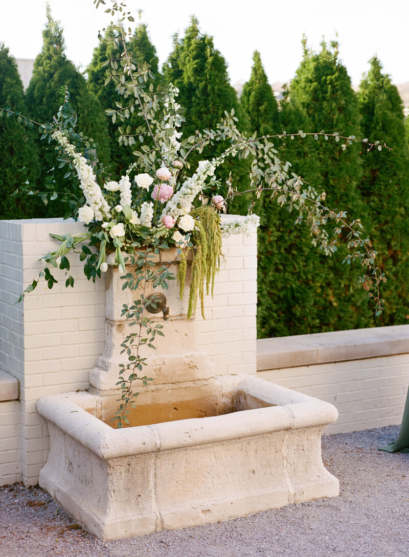 Alli J creative wedding in Birmingham, AL