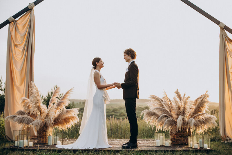 bride-groom-their-wedding-ceremony (2)