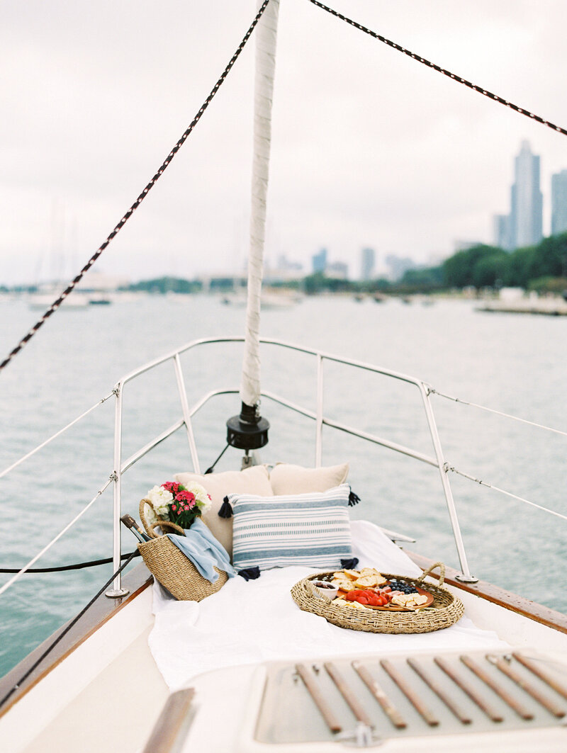Chicago-sailboat-engagement_07