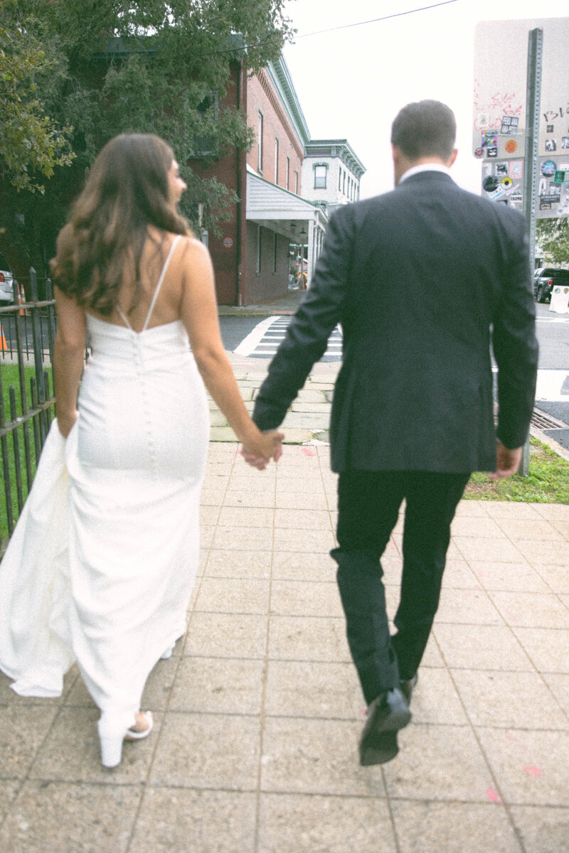 Alyssa & Pete - Senate Garage - Newlywed Portraits 303