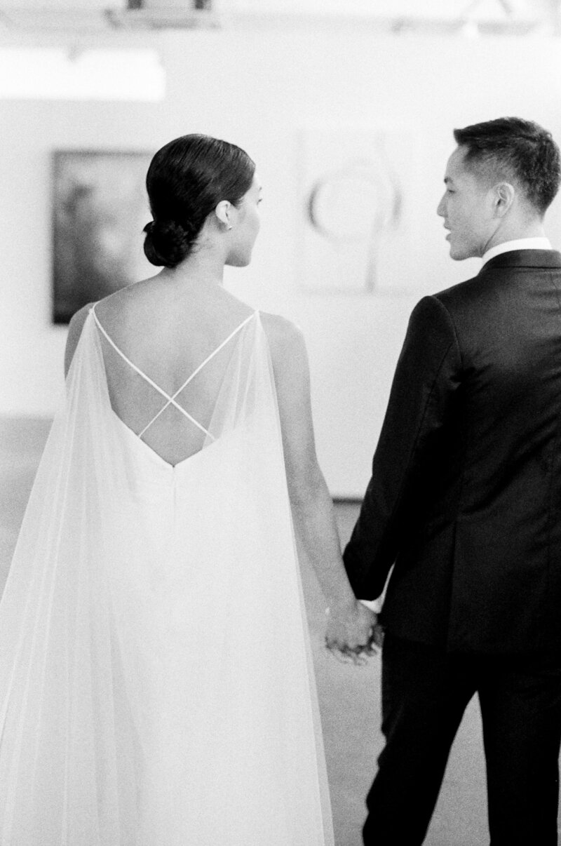 205Singapore Modern Art Gallery Wedding Editorial Photography_MARITHA MAE