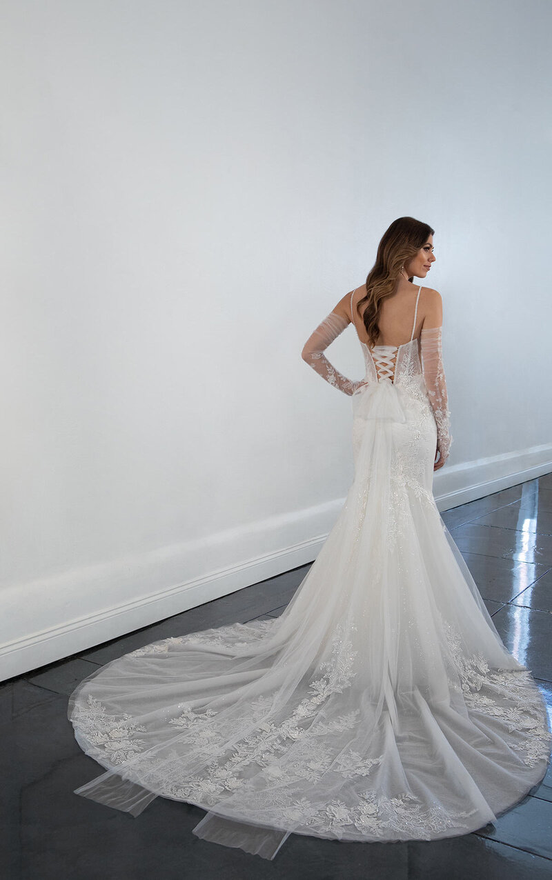 Nunziata Bridal Boutique - Sarnia, Ontario - Martina Liana 1488-7