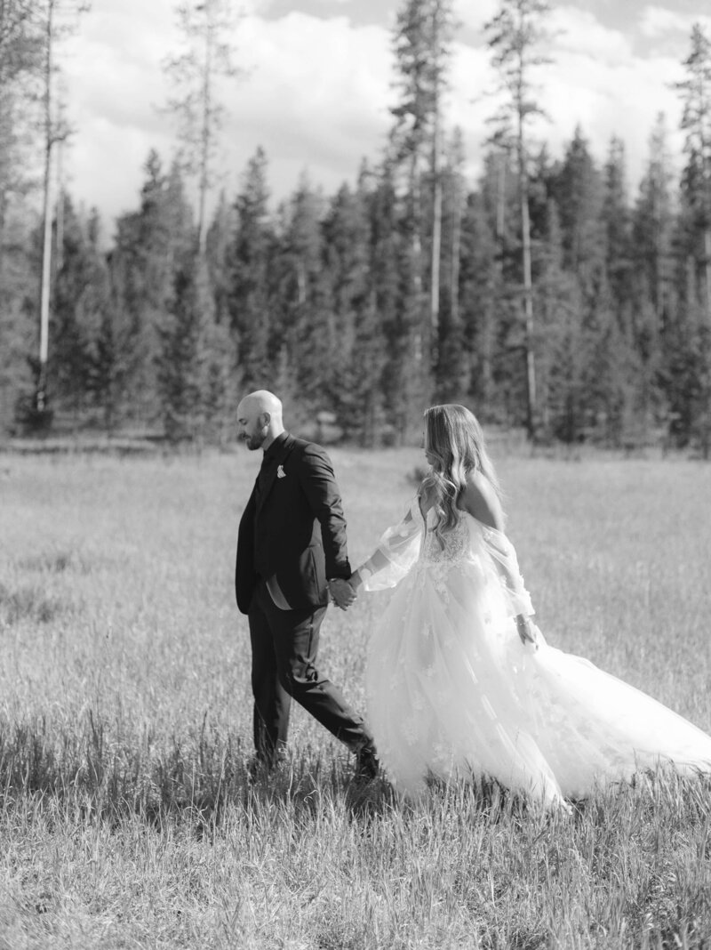 Devils-Thumb-Ranch-Wedding-Photographer-0034