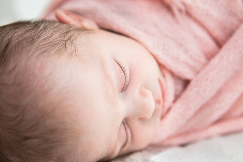 Tottenham-Ontario-Newborn-Photography-005