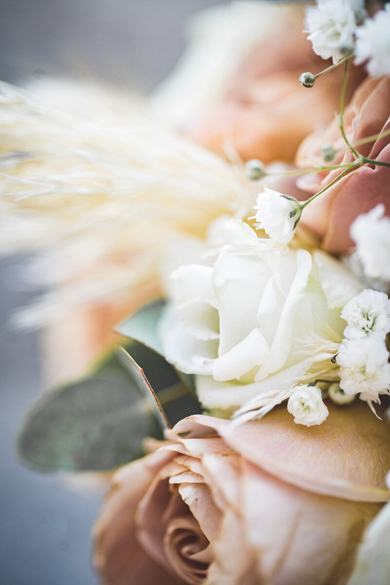 zoom-design-floral-de-mariage