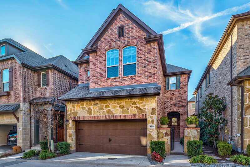 Modern condo for sale in Dallas, TX featuring open-concept living, updated kitchen, and private balcony.