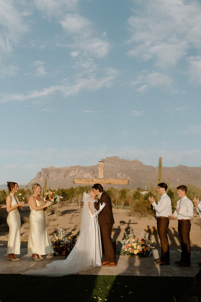 jami-oliver-wedding-preview-taylorraephotofilm-113