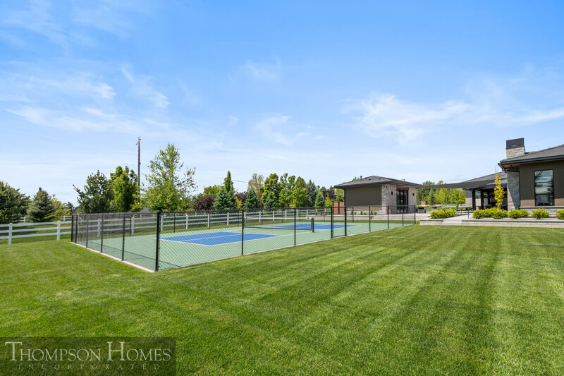 Thompson-Homes-Stillwater-Modern-Prairie-Eagle-Idaho-Custom-Home-Builder-4