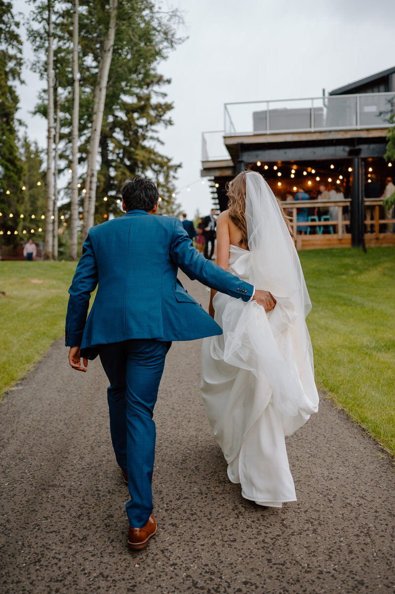 Calgary Wedding Photographer
