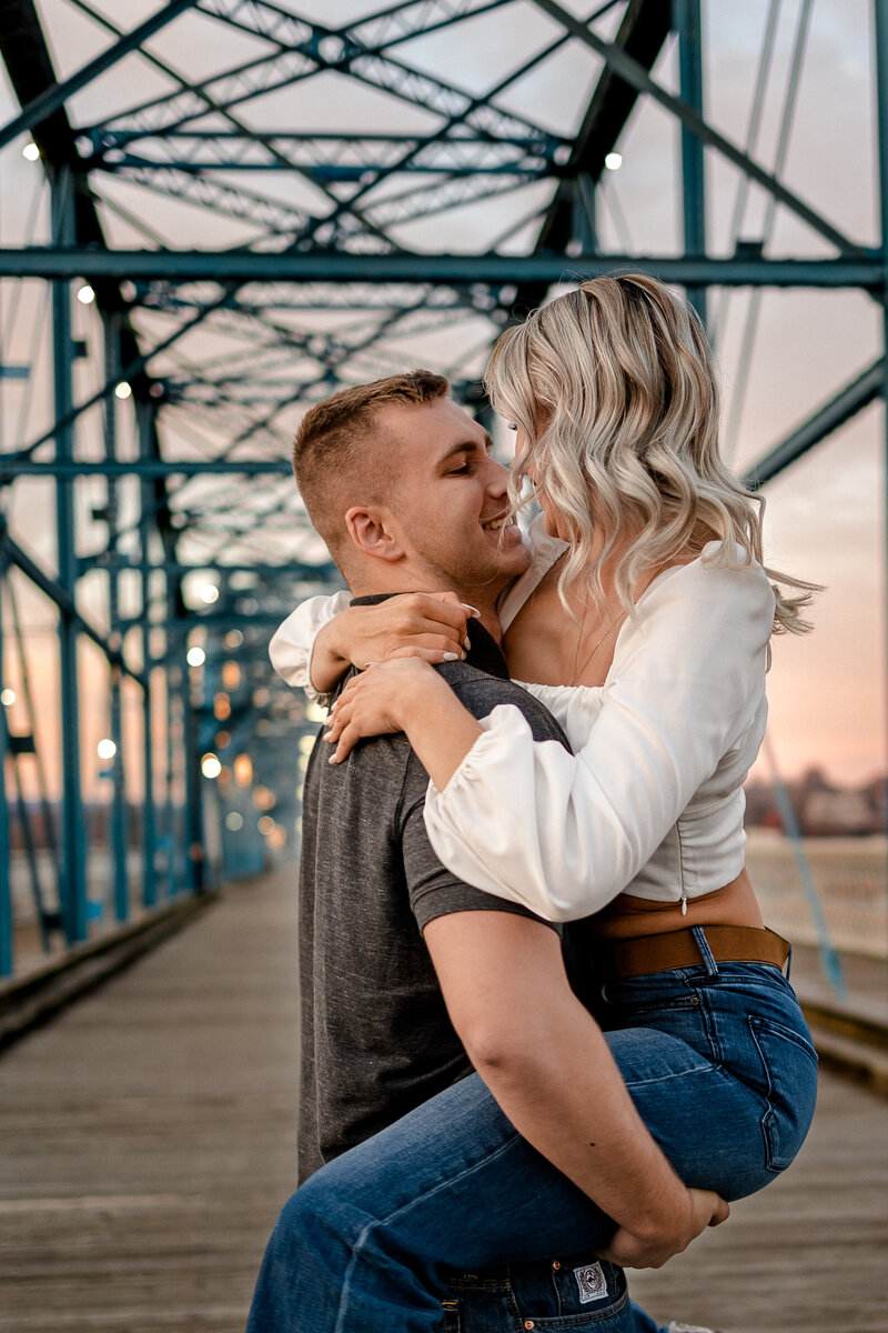 Chattanooga Tennessee Engagement by Samantha Rambo Weddings-19