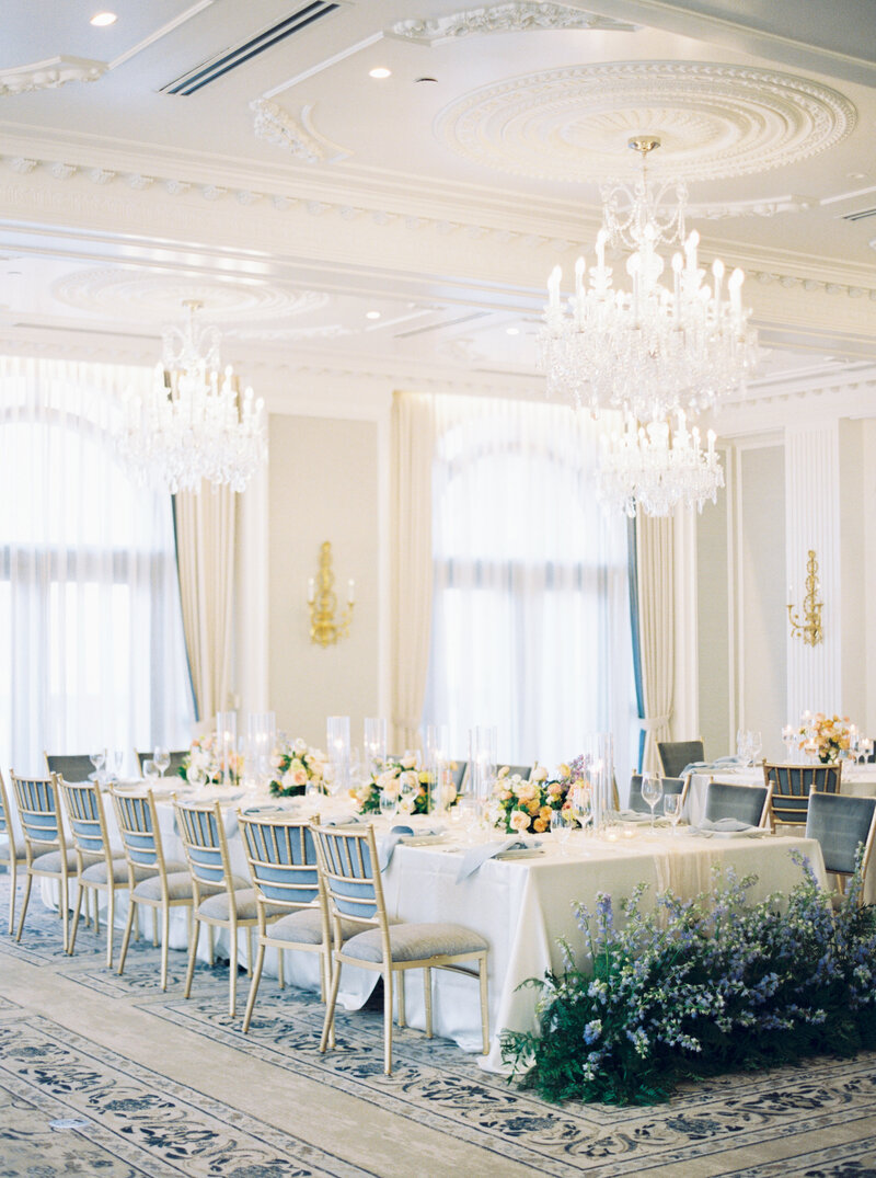 Indiana_Michigan_Wedding Planner_Hotel Carmichael_Carmel Indiana_Wedding Day Editorial_Reception_Table Arrangement_Wedding Decor_Venue