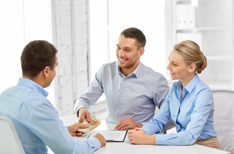 Over 30 years of financial consulting experience at Full Focus Financial