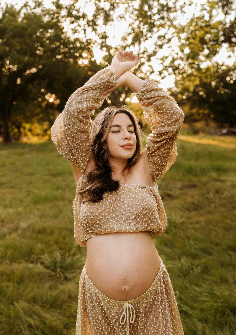 dfw-maternity-boho-portrait-outdoor-session-paula-goforth