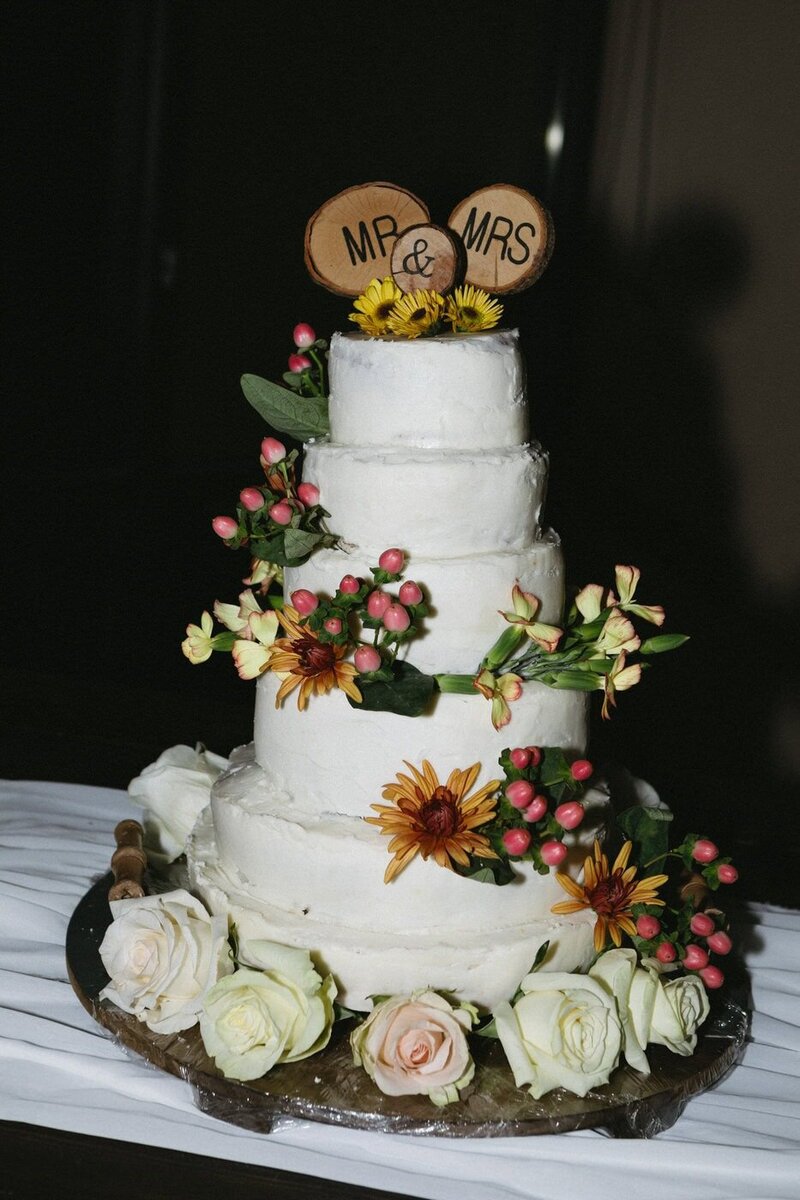 classic-and-documentary-style-wedding-photography-83