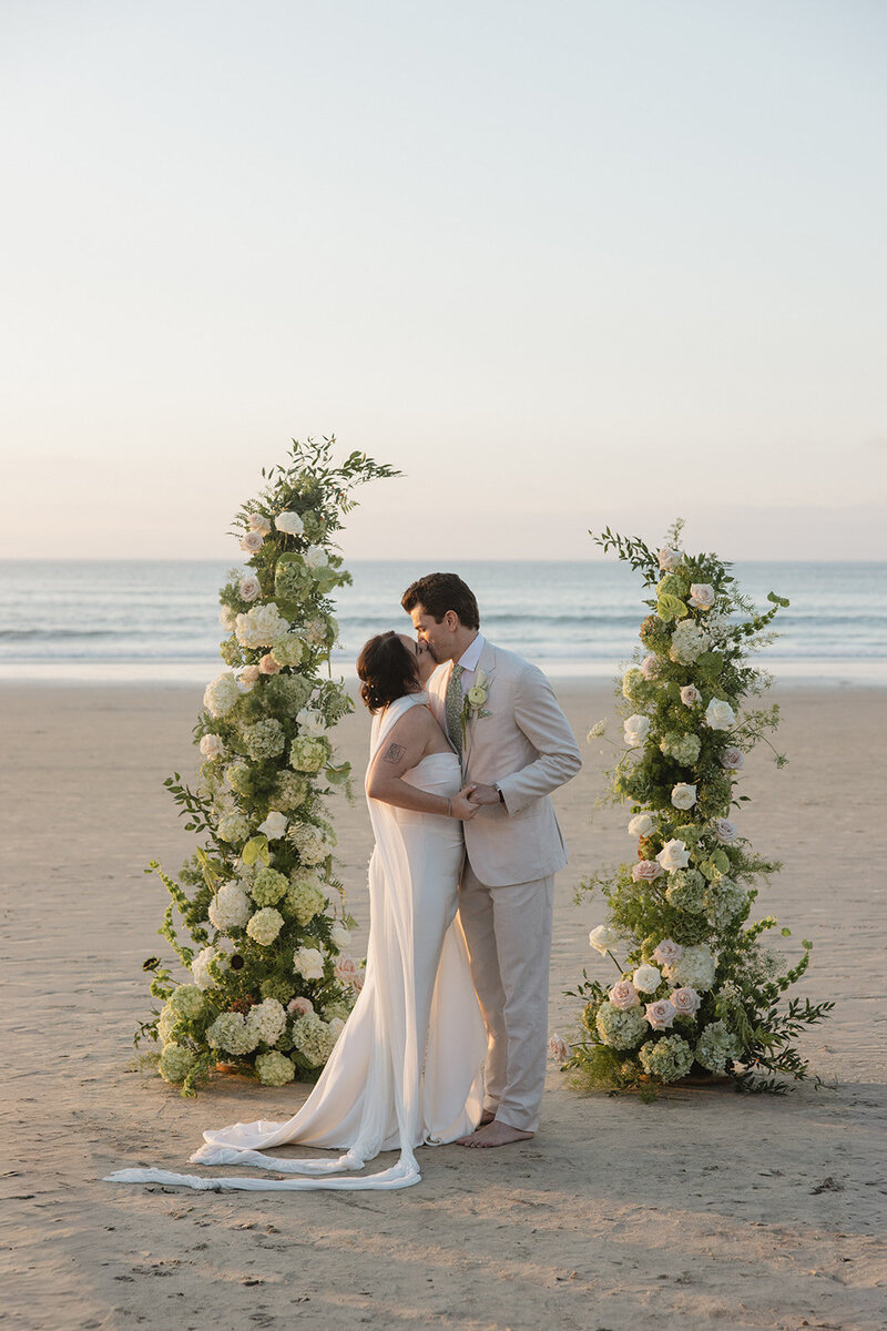 Malaya Images - 110825 Kathleen and Max - Sneak Peeks (41 of 70)_websize