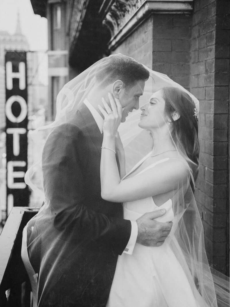 Chelsea Hotel Luxury Wedding - Xenia Park