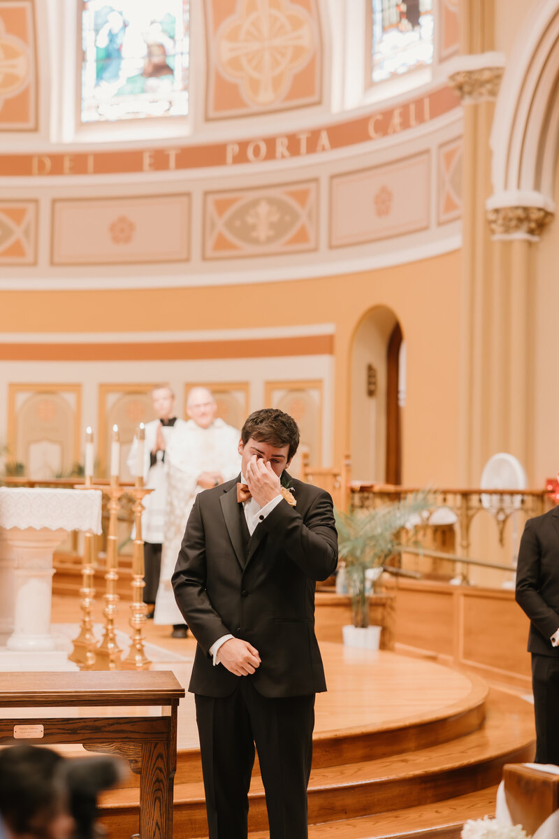 24-Katie & Phillip - Detroit Wedding Photographer - Mariah Kasten Photo