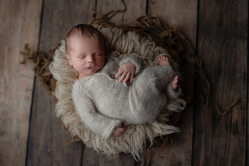 rustic-baby-photography-brant-county