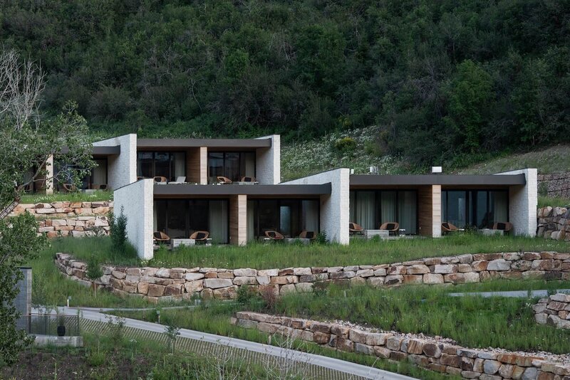 BSK_Exteriors_Resort_2020_DSC0049-Edit WR