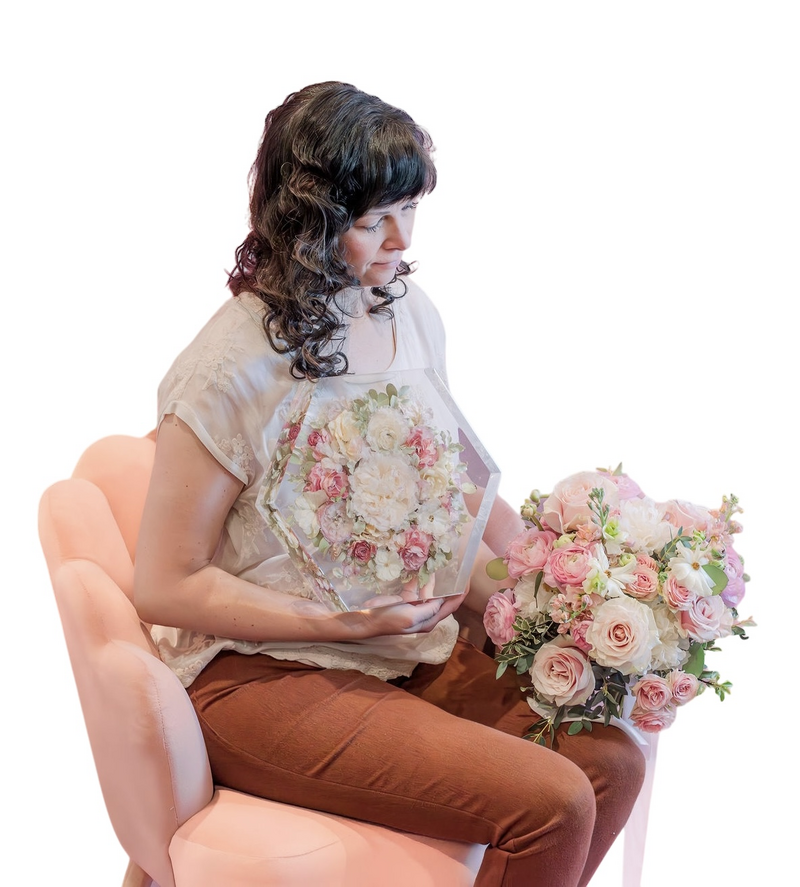 women holding fresh wedding bouquet and flower preservation side by side