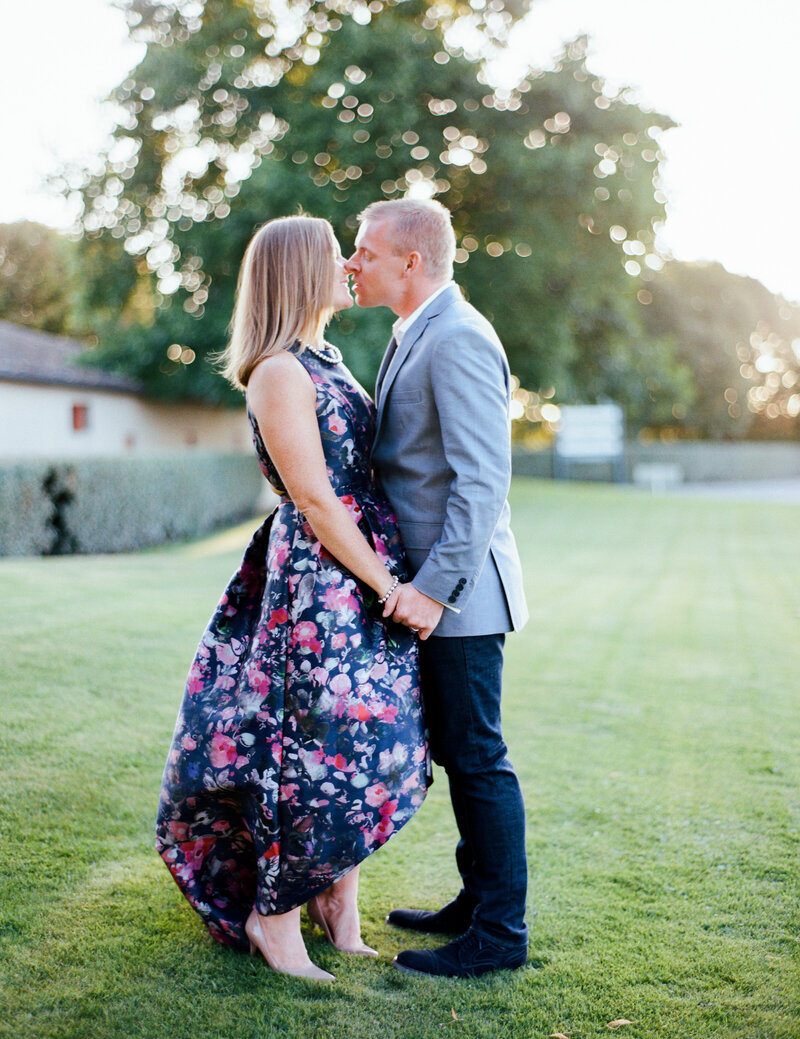 Couple backlight photo, smiling and kissing