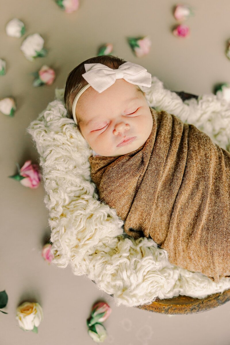 Heartwarming newborn photography in Harrisonburg, VA, capturing baby’s first hours with family