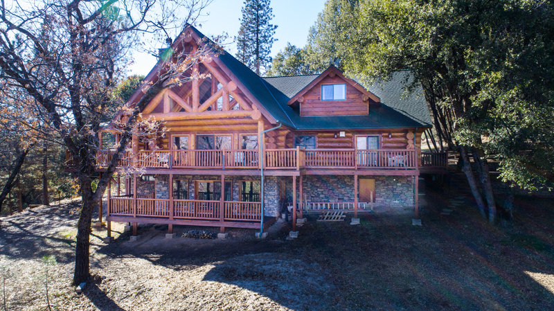 Moosehead Lodge Airbnb Yosemite National Park Bass Lake California Lodging Cabin Hotel Family Cabin Large26