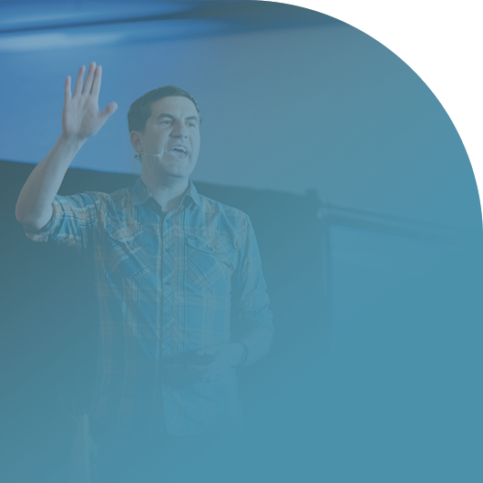 Mike Pachhioni speaking at Showit United 2021