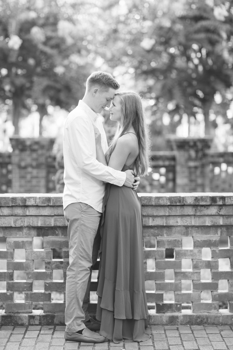 Jennifer B Photography-Sandhills Gardens-Caleb & Laura-Engagement Session-2019-0073