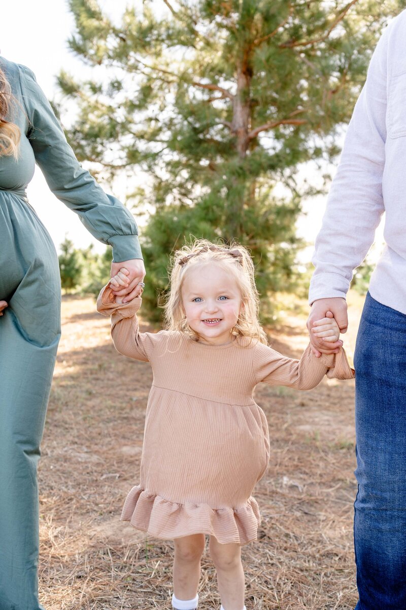 Austin-TX-Christmas-Tree-Farm-Mini-Session-Magnolia-and-Grace-Photography-Co-GinaM-# (1)-22