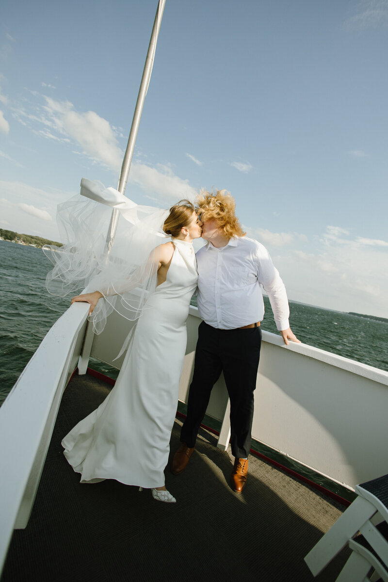 rcc photography, okoboji wedding day, coastal wedding inspo, okoboji iowa wedding-23