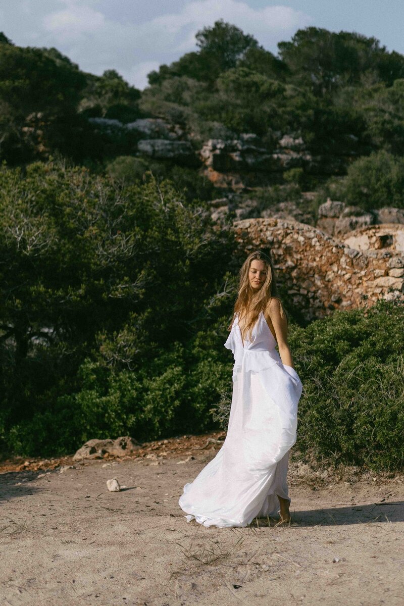 Destination love story captured above Barcelona, perfect for adventurous couples and elopements