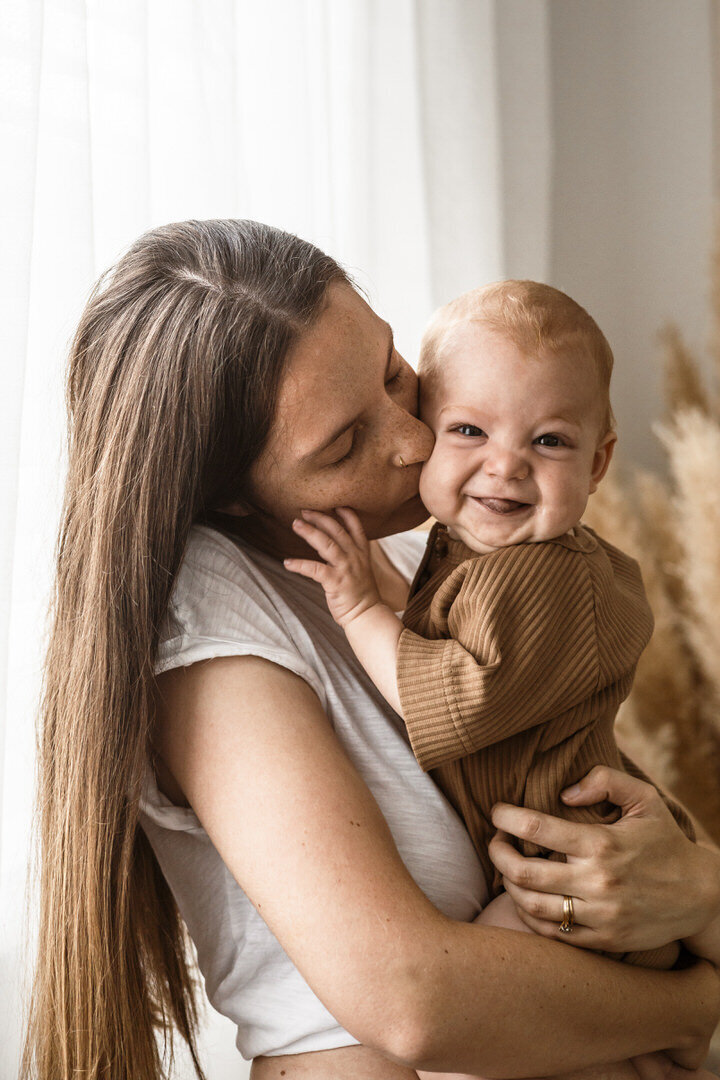 sitter photography milestone photos in brisbane