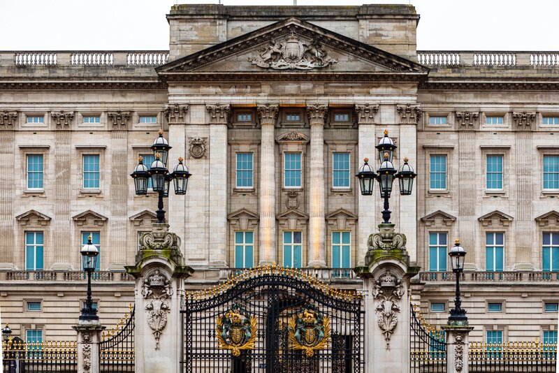 Visit Buckingham Palace, the official residence of the British monarch. Explore its rich history, magnificent State Rooms, and the famous Changing of the Guard in the heart of London.