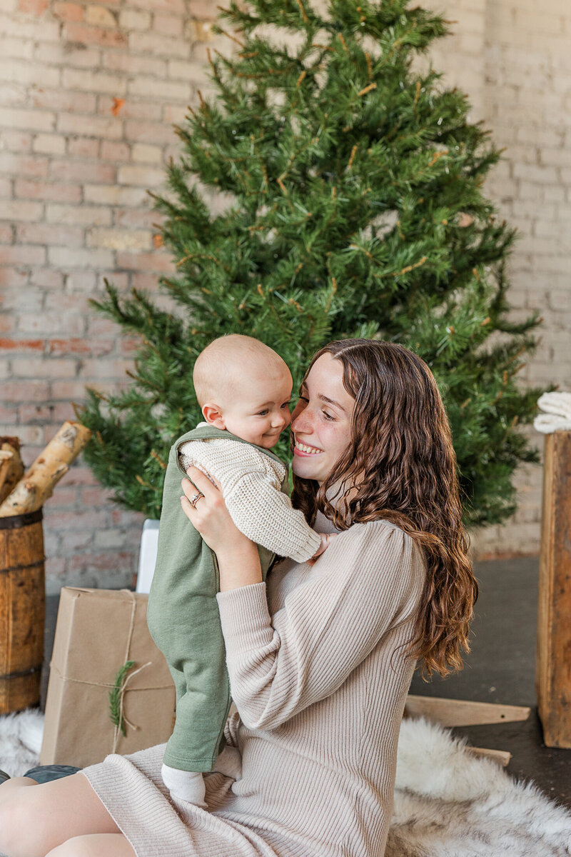 2023 Krystal-Moore-Photography-Christmas-Minis-Moose-Jaw-144