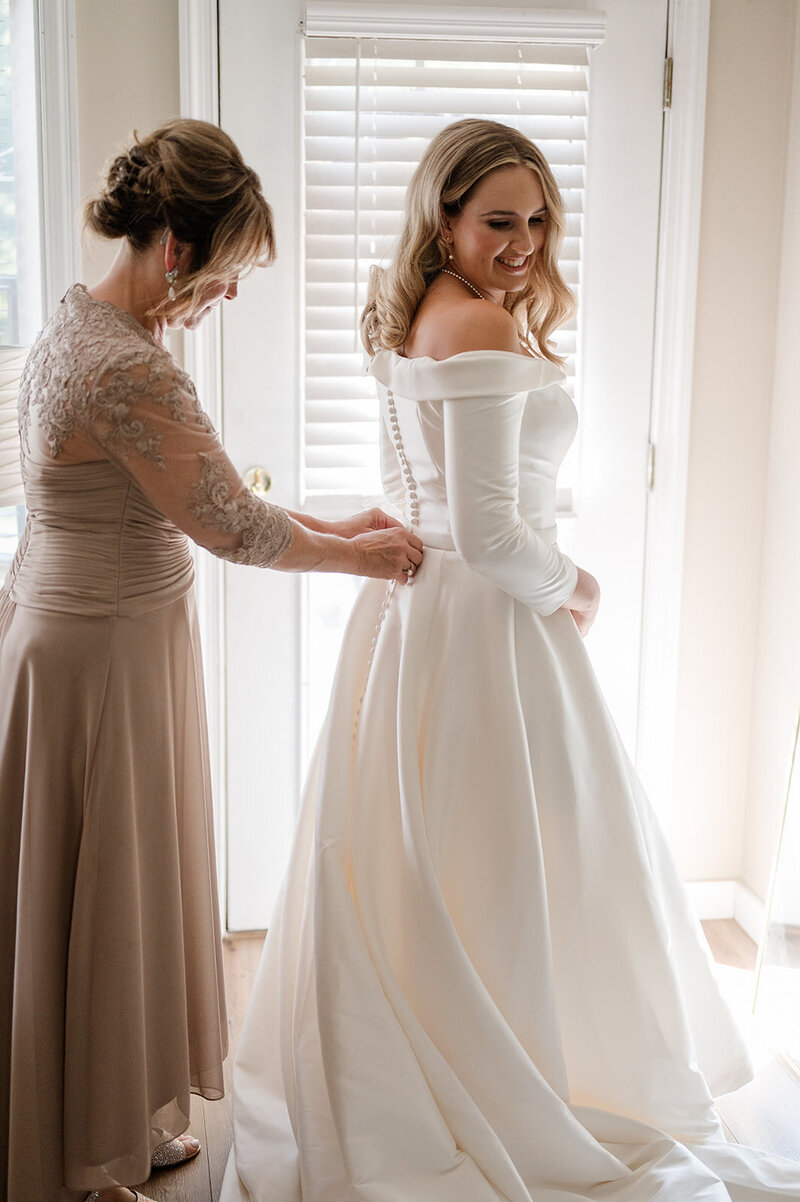 ohio wedding photographer natural traditional relaxed columbus dayton cincinnati