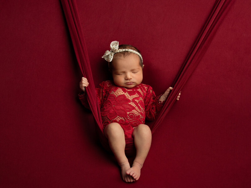 newbornbabyboynewfamilynewbabybestphotographertudiofamilybirthdaynewbornboyamilynewborngirlfirstbirthdayportraiturephotographystudioportraitsnewborngirlboyfamilyEvaMaganaPhotographychildphotographer (12 of 12)